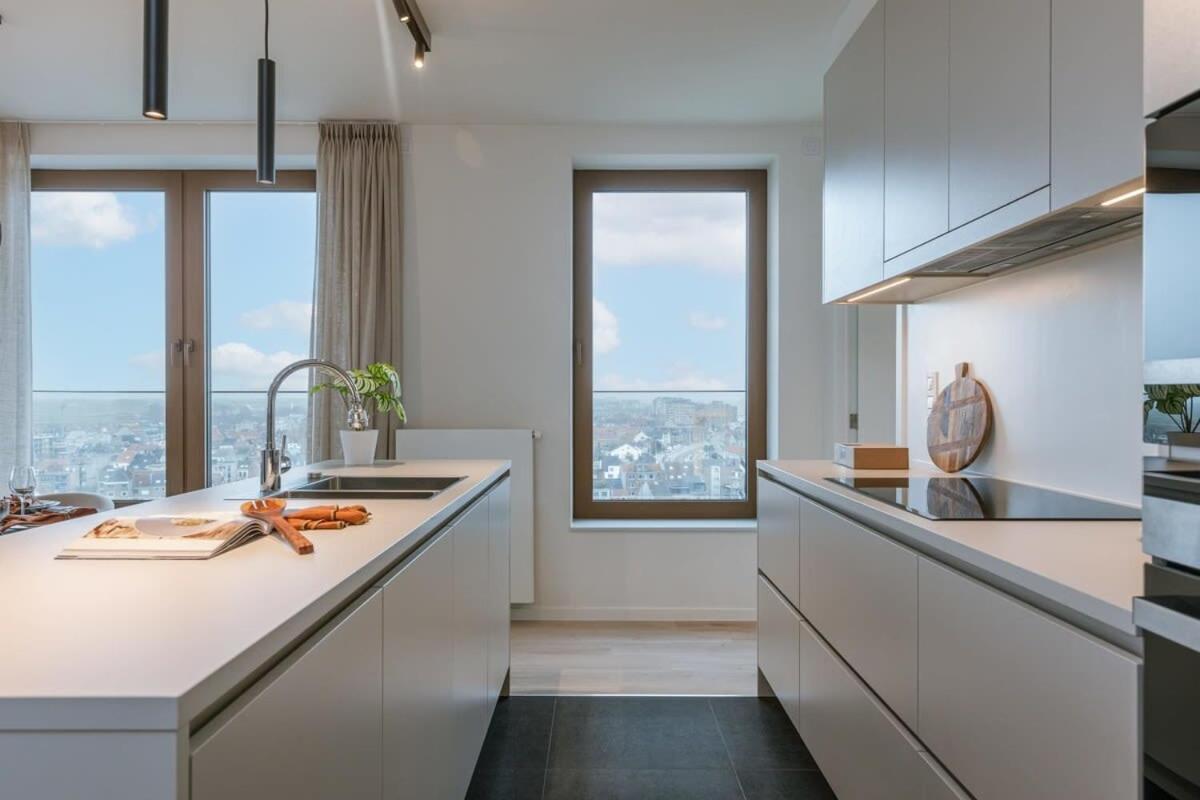 Huswell - With Fantastic View, Terrace And Parking Apartamento